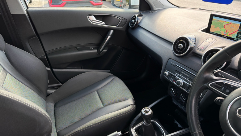 Audi A1 1.0 TFSI Sport Nav 5dr Petrol Hatchback